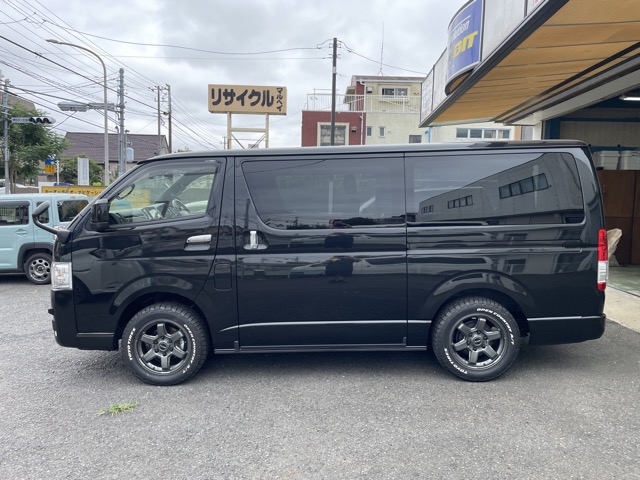 ダークプライムSの4WDになります。